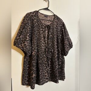 Torrid Tie Front Brown Leopard Print Blouse Size 3 Flowy Relaxed Animal Print